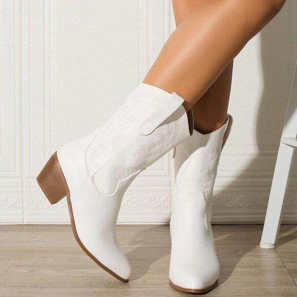 Lipijixi Women White Cowboy Stacked Heel Embroider Wide Calf Cowgirl Boots - Picture 3 of 6